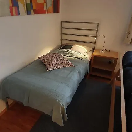 Campus Alexander Apartment *